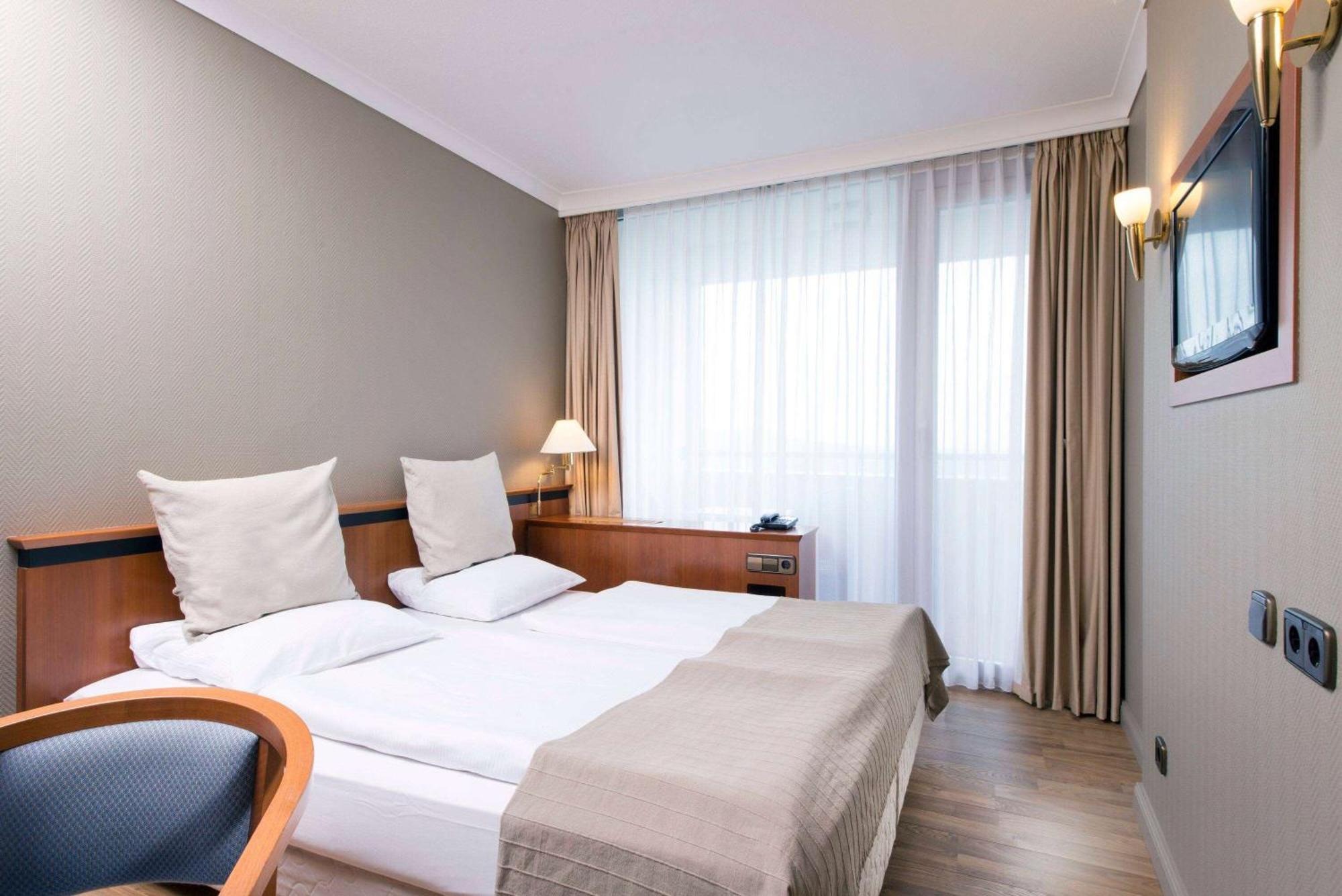 Wyndham Garden Koblenz 4*
