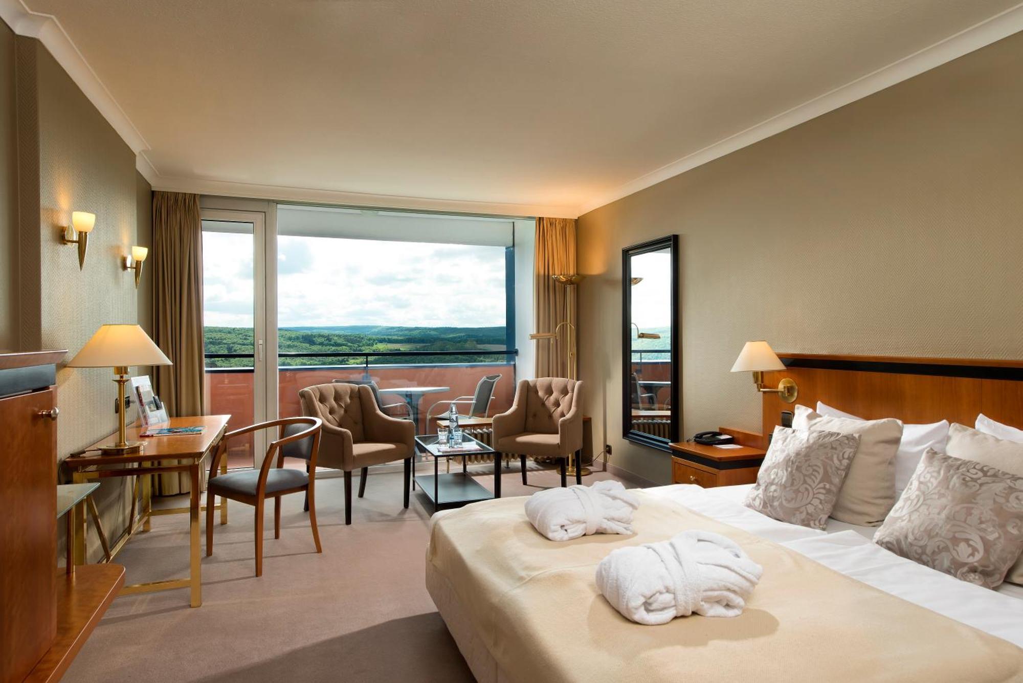 Wyndham Garden Koblenz Hotel 4*